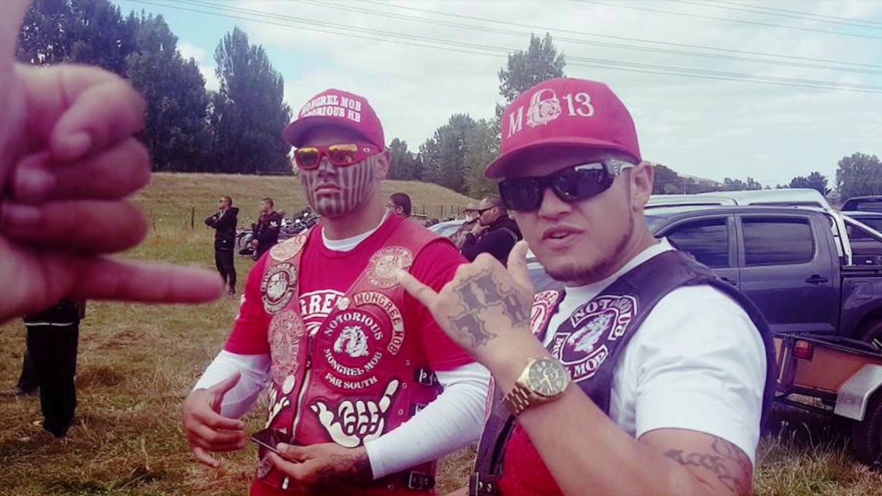 Left Hand Drive -  Sikkis ft Puk Dogg