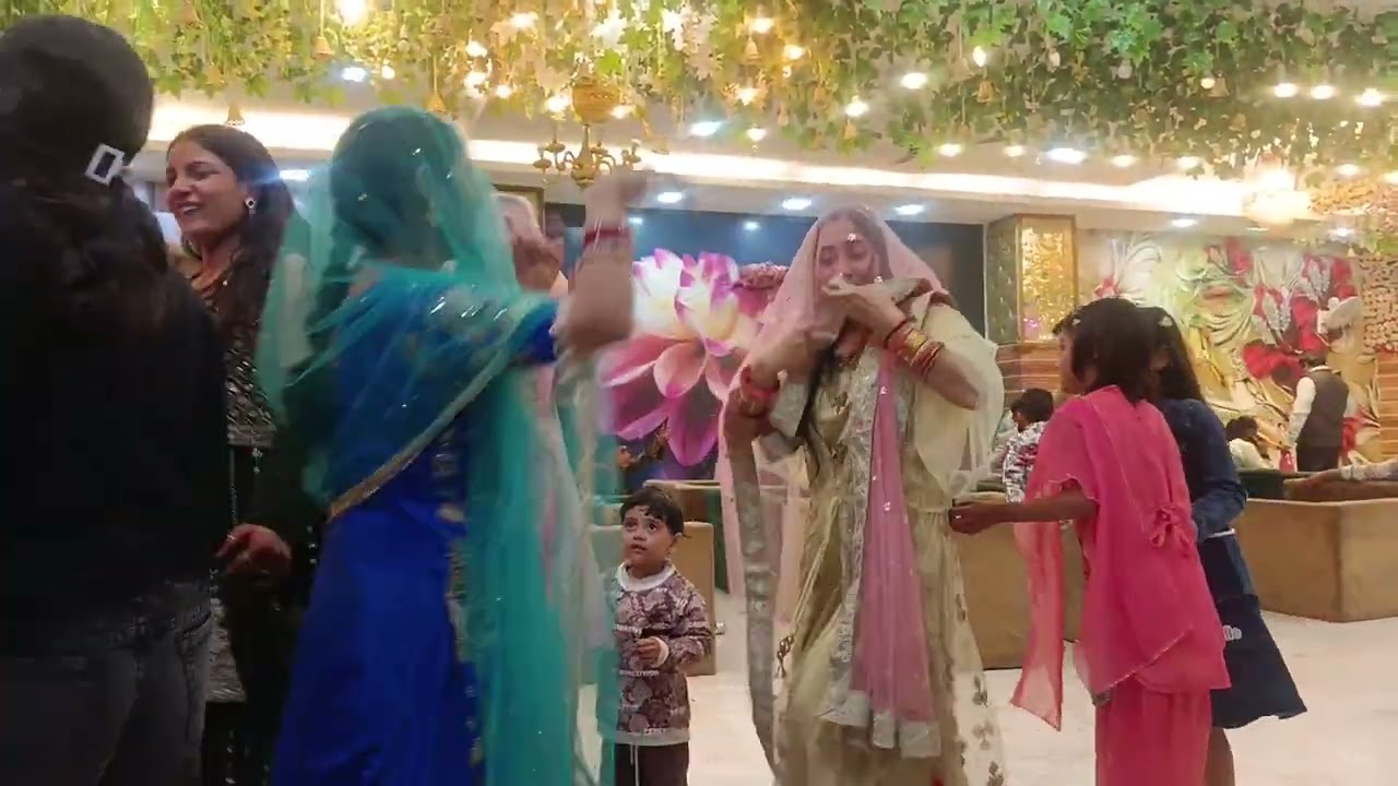 Yashika Vaishnav- Mere pind de gede maarta firta h# dance video 