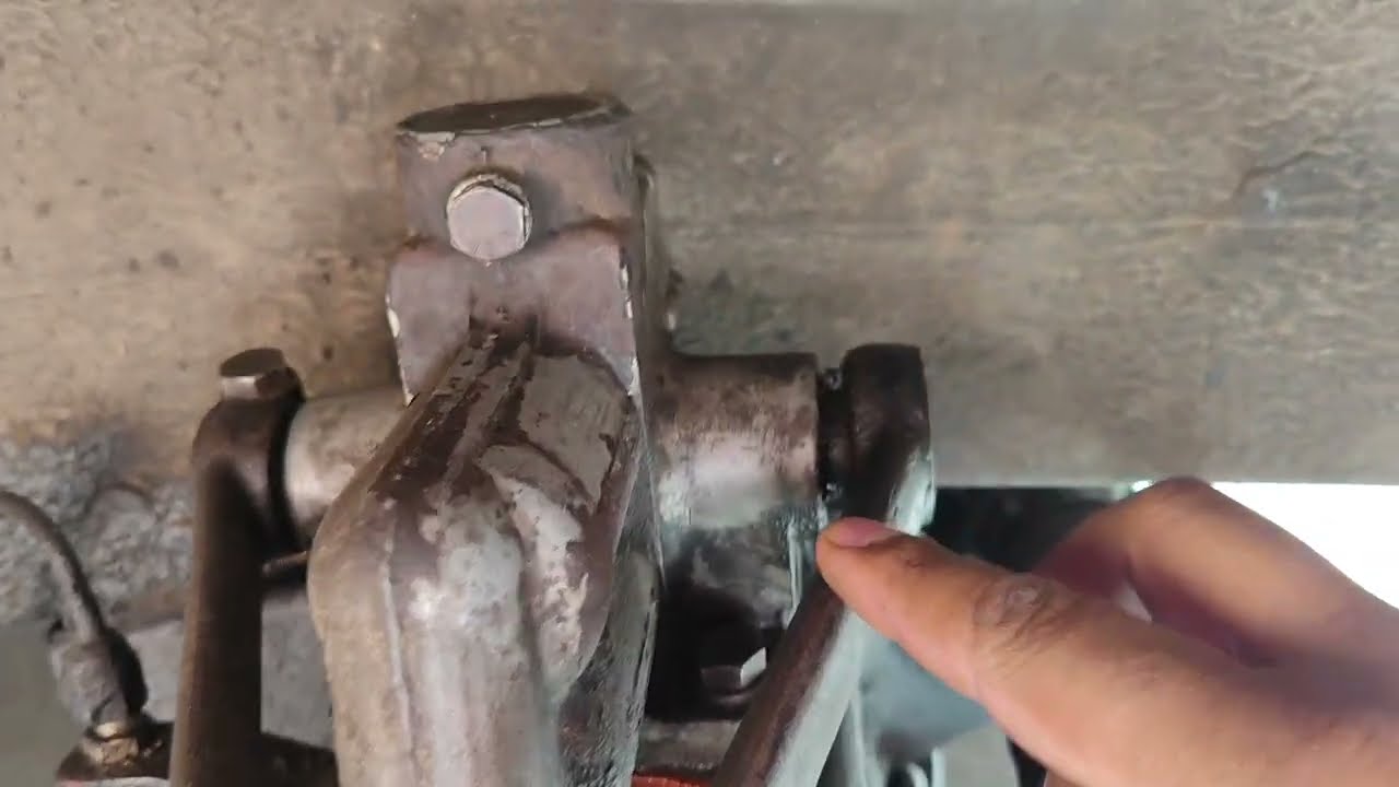 MGB GT - Lever Arm Shock Repair - Part 2 