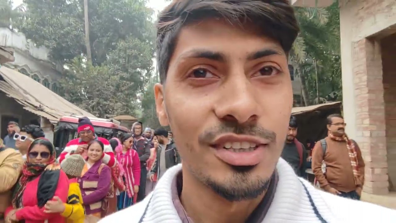 Day-24 Ghosh bari basirhat picnic krne gea hamlog , Taki picnic spot dekha & Bangladesh border.....