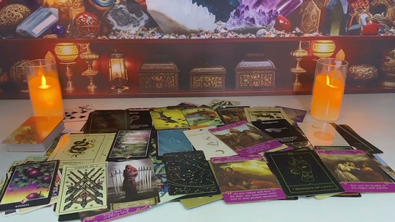 GEMINI   SOMEONE IS MADLY IN LOVE WITH YOU BUT NOT EXPRESSING GEMINI LOVE TAROT READING TAROT READ