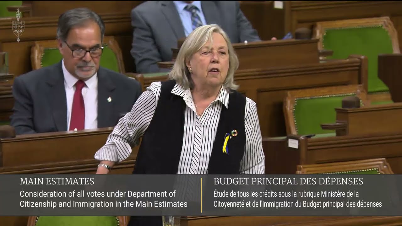 Elizabeth May Questions Minster of Immigration on Systemic Problems and Delays