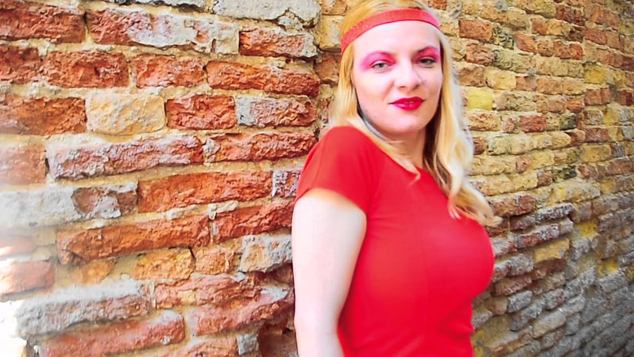 Only Red - Rouge Official-lyrics