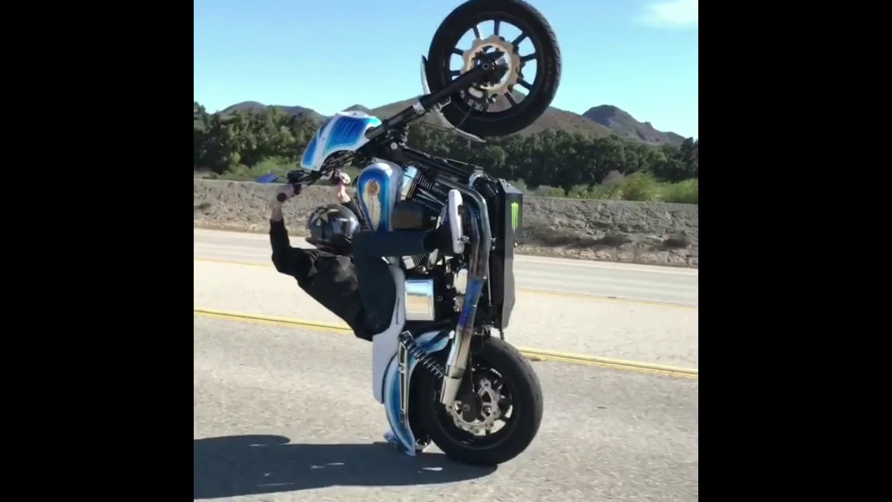 Top Harley crashes, wheelies & burnouts.