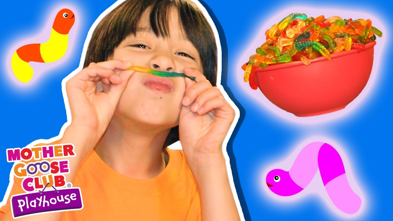 Nobody Likes Me + More | Mother Goose Club Dress Up Theater #NurseryRhymes