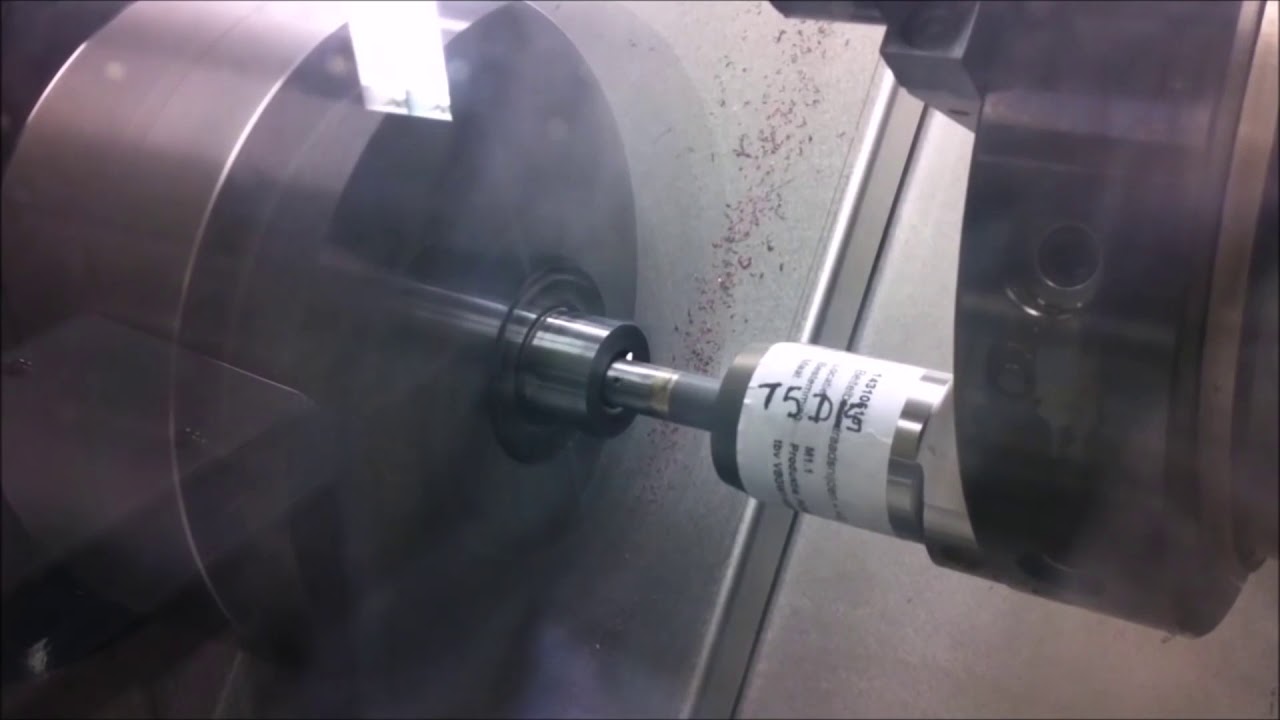 Hard turning of a ball scew nut