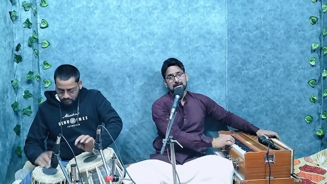 Le Le Aiha Balam Bajariya Se Chunari ❤️ | Bhojpuri Lok Geet ...