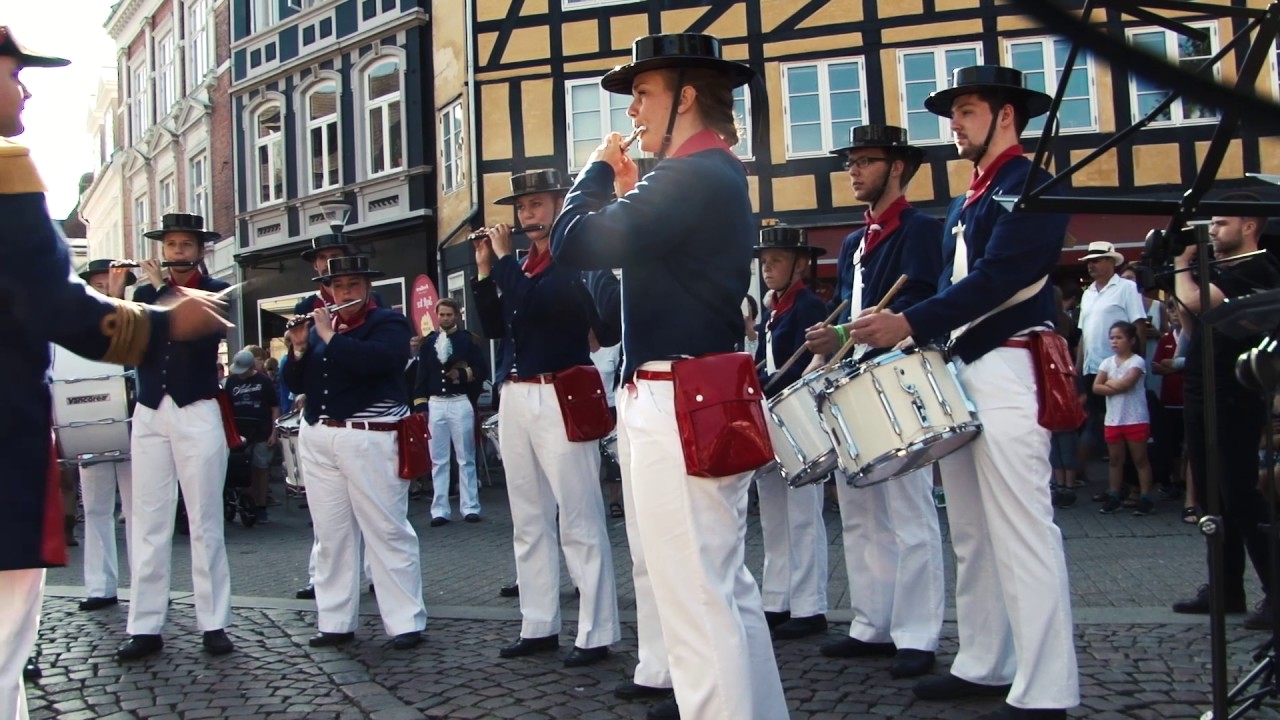 Peder Most Garden - Udendørskoncert(Tamburkorps)