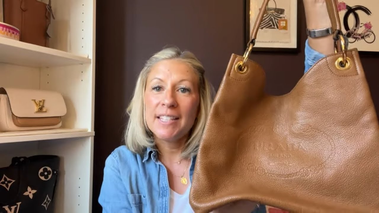 Prada Vitello Phenix bag review! 💼