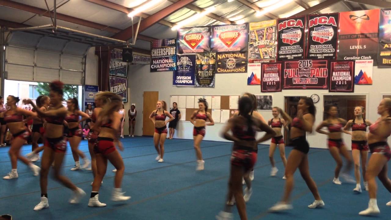Cheer Extreme SSX Worlds Sendoff 2016