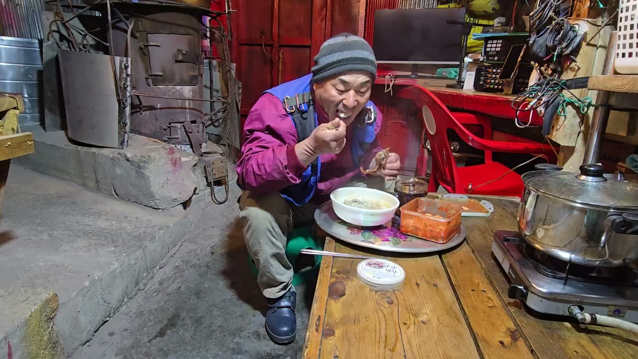 자인인 찾아서 오지탐방 가는날 삼계탕 밥말아 대충한끼