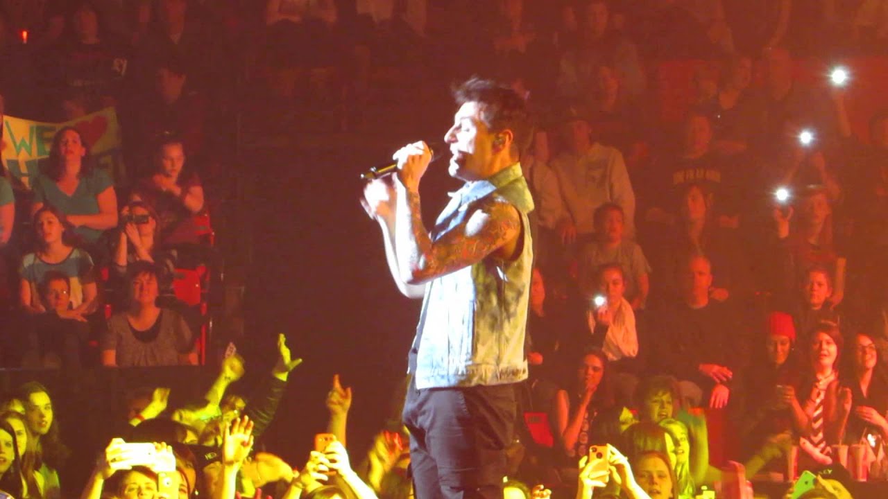 Invincible - Hedley - Wild Live Tour, Halifax