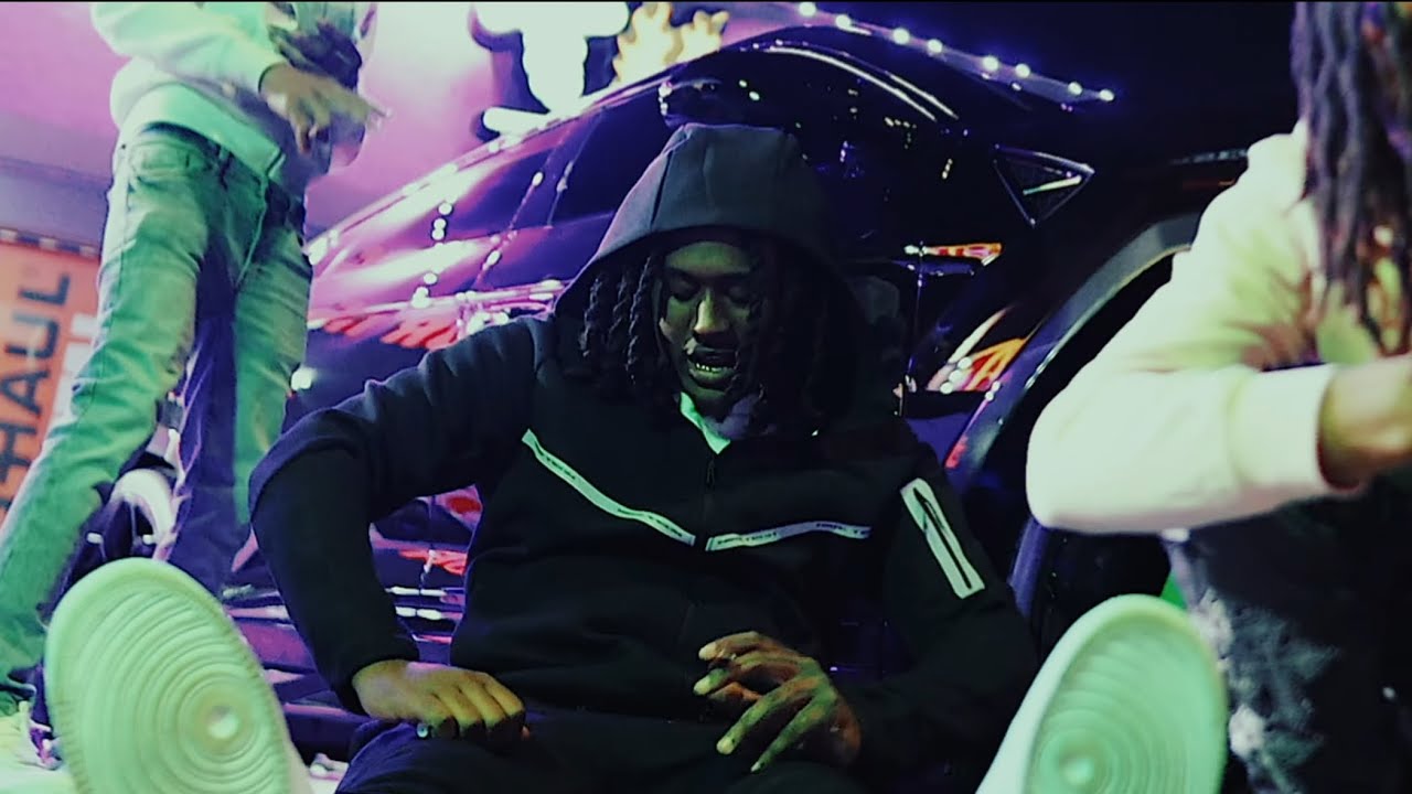 Duoto - Switch In My Jacket (Official Video)
