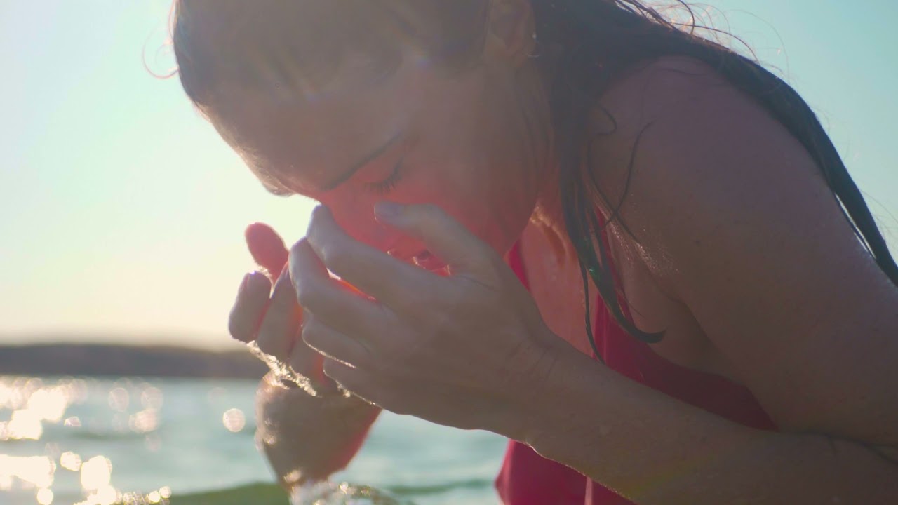 Bird in the Bush - Official Video | Pauline Scanlon