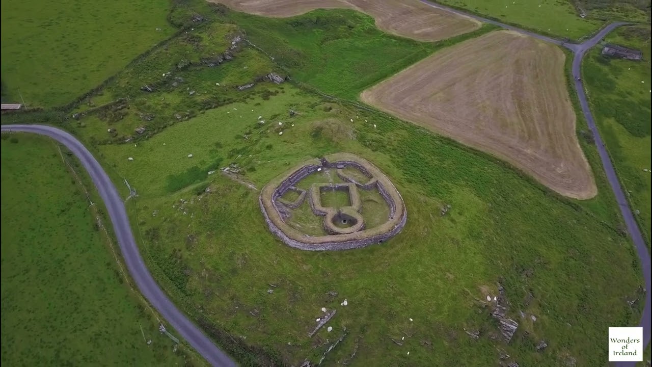 Leacanabuaile stone fort - County Kerry