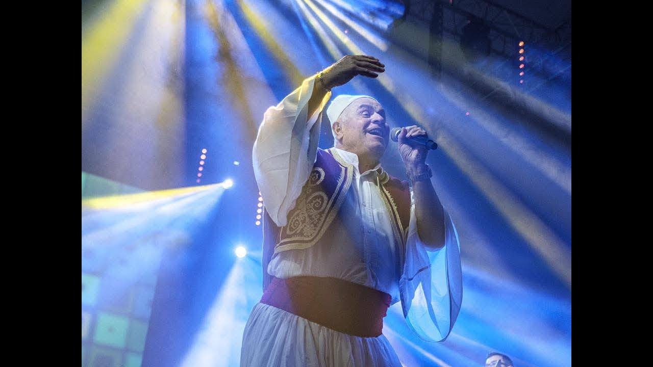 Më çoni te doktori ose s'ka koncert! Si u shpëtua zëri i Hysni Zelës para performancës historike!