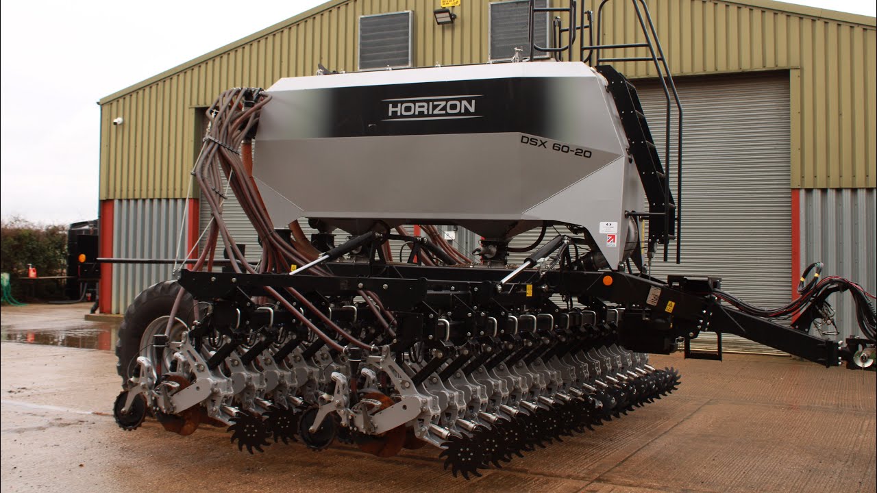 HORIZON DSX 60-20 DRILL ARRIVES! #tractor #farming #backbritishfarming