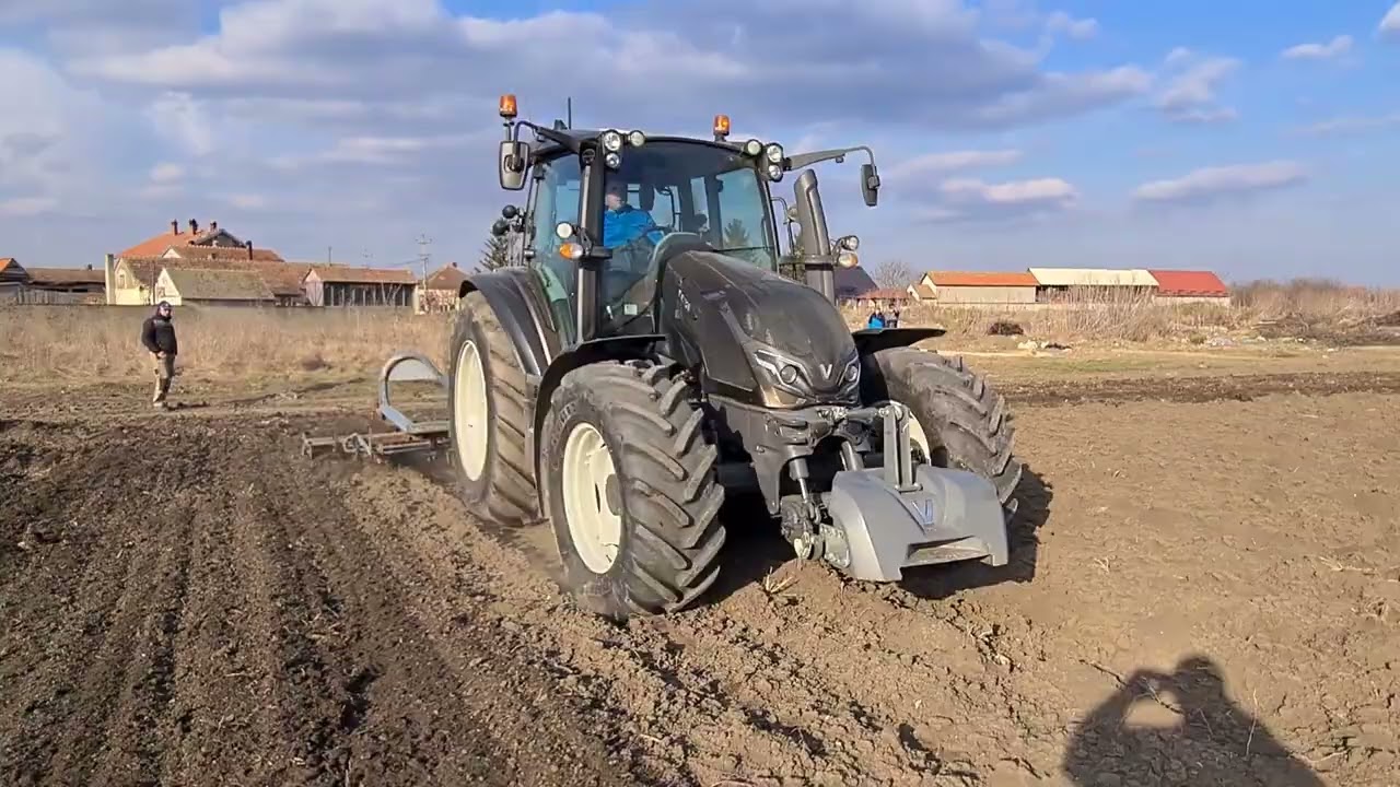 Stigao NOV Traktor na probu. Valtra 125G Versu.