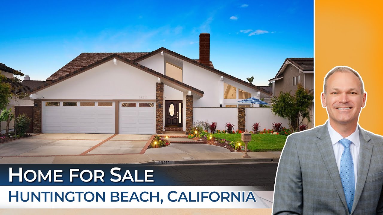 Home For Sale in Huntington Beach, California - 18111 Vestry Circle, Huntington Beach, CA 92648