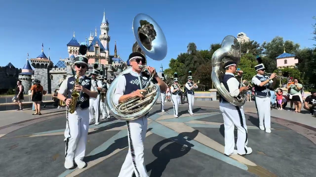 Dlsneyland Band at the Castle Promenade 9/23/2024