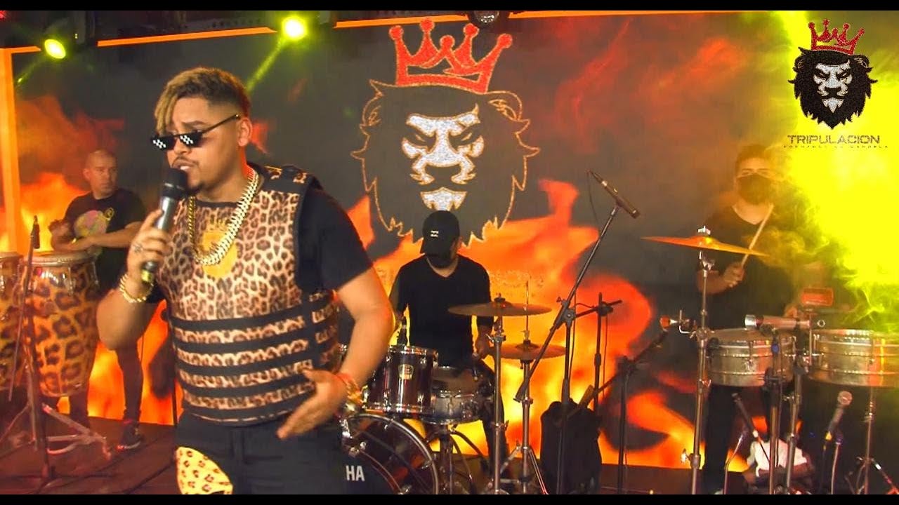 Se te olvidó quien soy yo - El León y su Tripulación en vivo (Alexander Abreu)