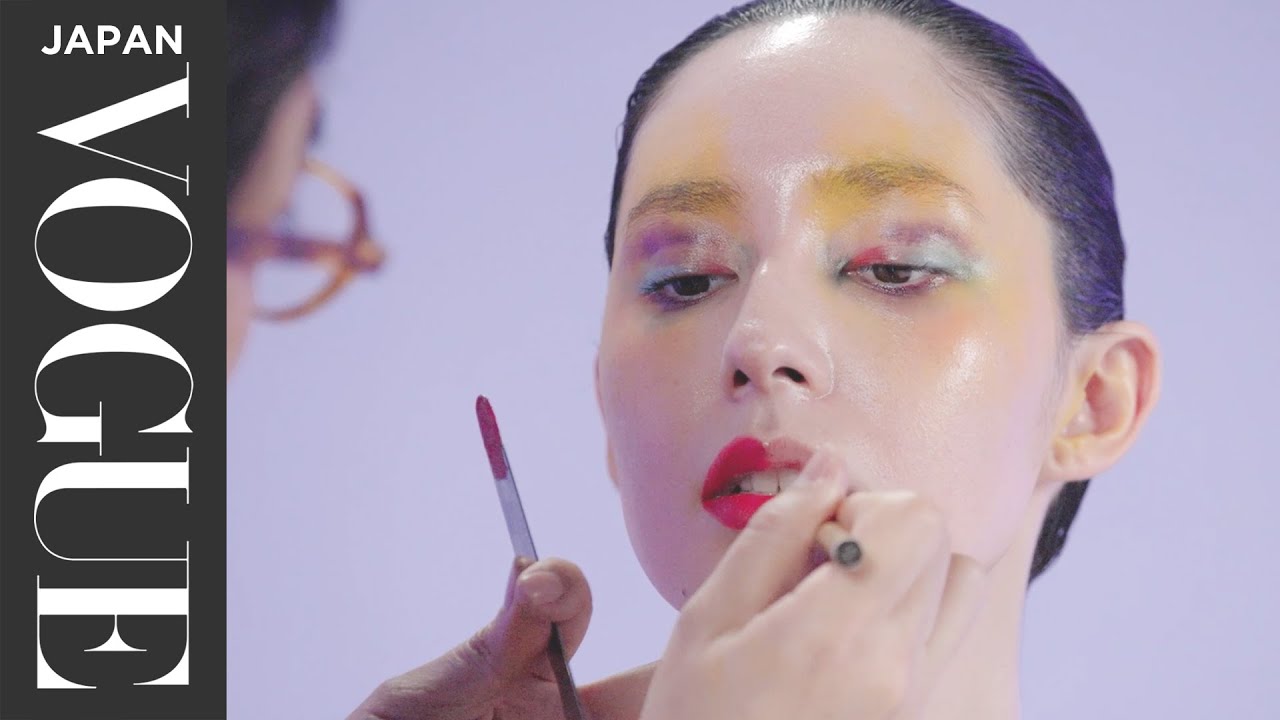 3人の日本人のプロが「虹」をテーマにメイクを披露。 | Triple Take | VOGUE JAPAN