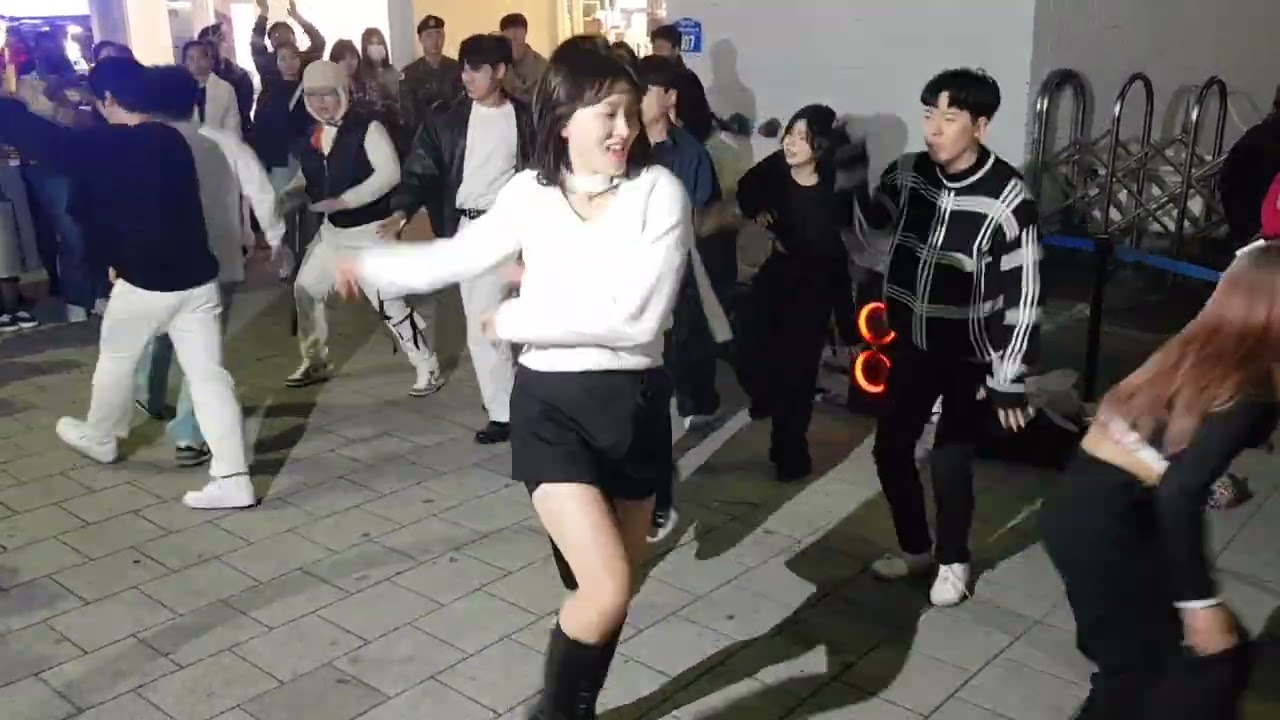 20231210 175121 #위댄 #SWD 홍대 버스킹 Hongdae Busking
