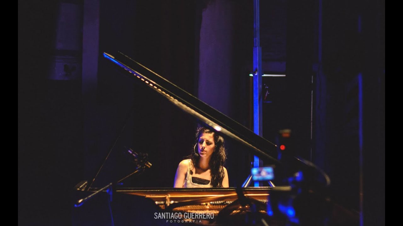 ii) Wish You Were Here, iii) Another Brick In The Wall - AyseDeniz Live in Argentina