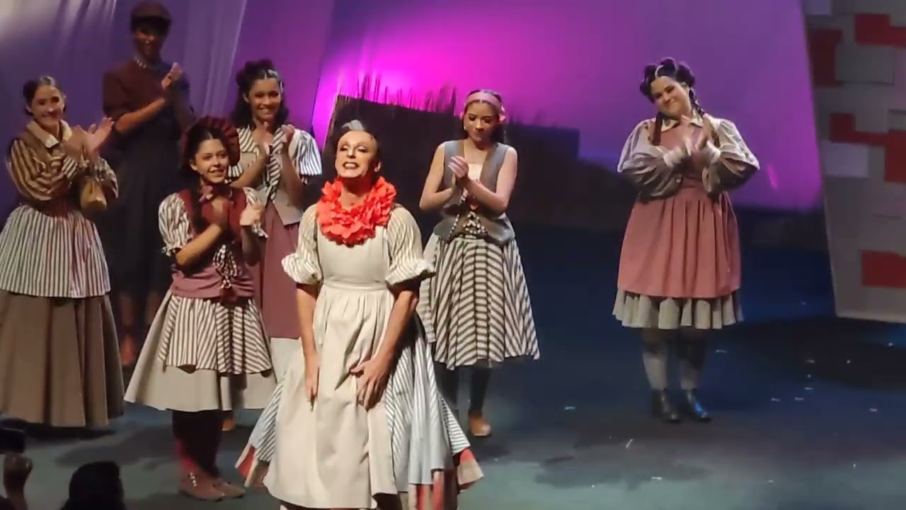JOÃO E MARIA O MUSICAL - TEATRO SANTANDER