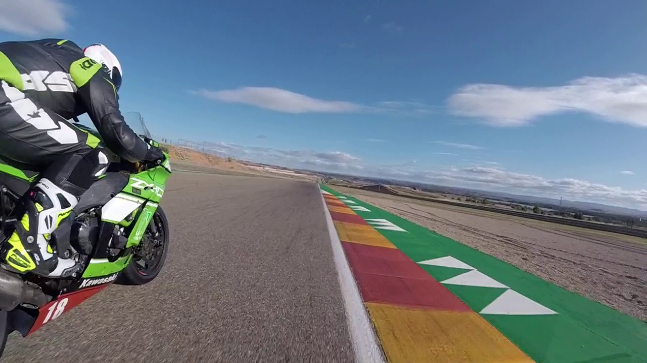 Onboard Aragon filming Frank Arne Rogne, Øystein Nettum and Bikeport-Liz