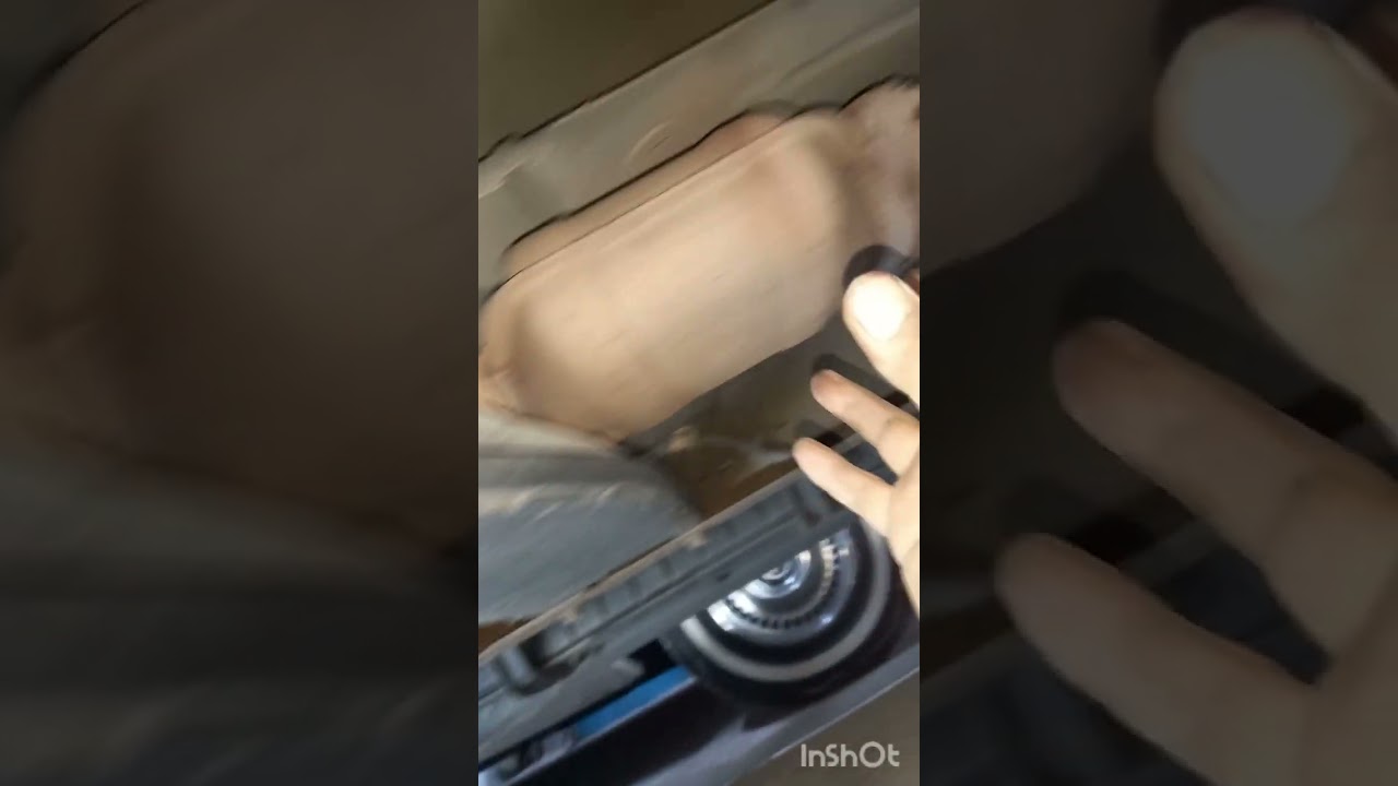 جمس ٩٩ تغيير بواجي وتنظيف بوابه ودبه وإصلاح علبه دركسون والأبواب وووو الجزء الأول