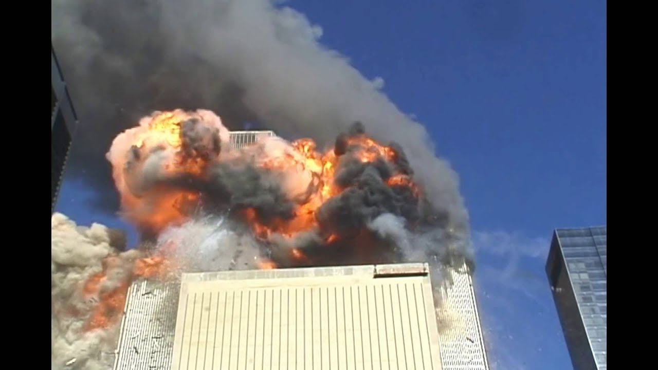 [GRAPHIC] WTC 9/11 &ndash; Scott Myers [06/11 HD]