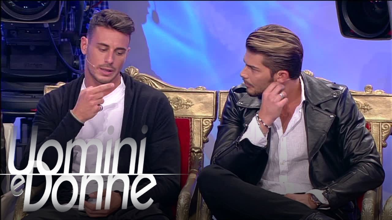 Uomini e Donne, Trono Classico - Angela si dichiara per...