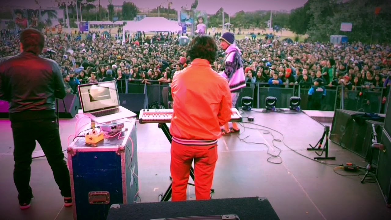 Rocola Bacalao VAQ 2016 (Bass Cam) Chinese Rumba + Añoranza Salchipapa