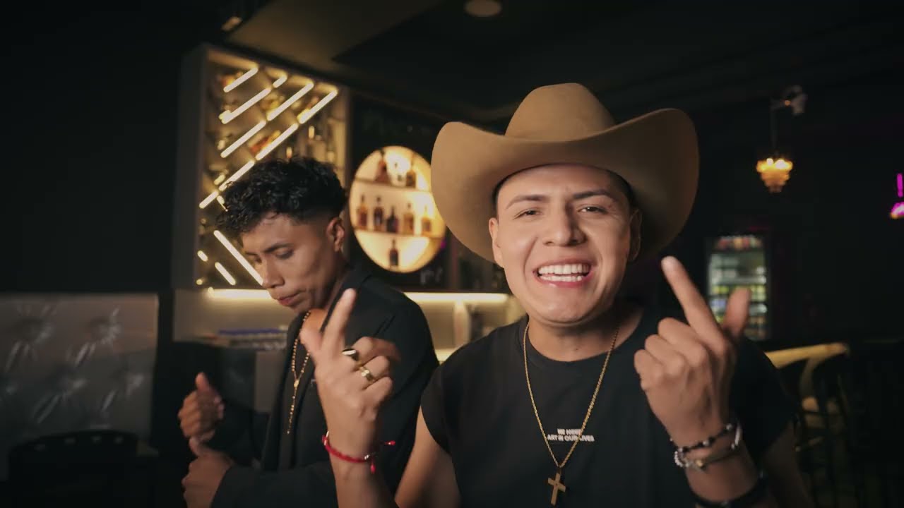 Maldito D&iacute;a - Miguel Angel Azuero - Giovanny Rivera - (Video Oficial)