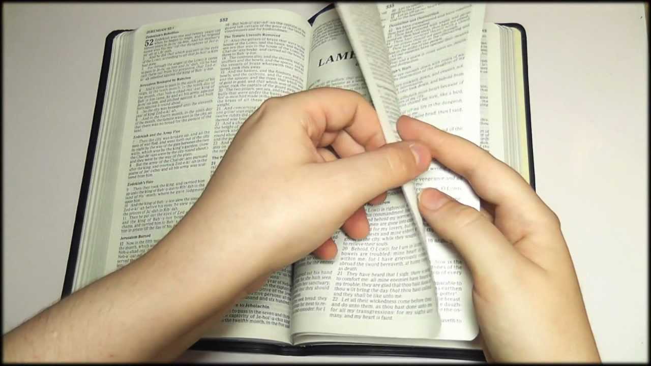 38. SOUNDsculptures & kiwiwhispers. Bible Pages and Whisper