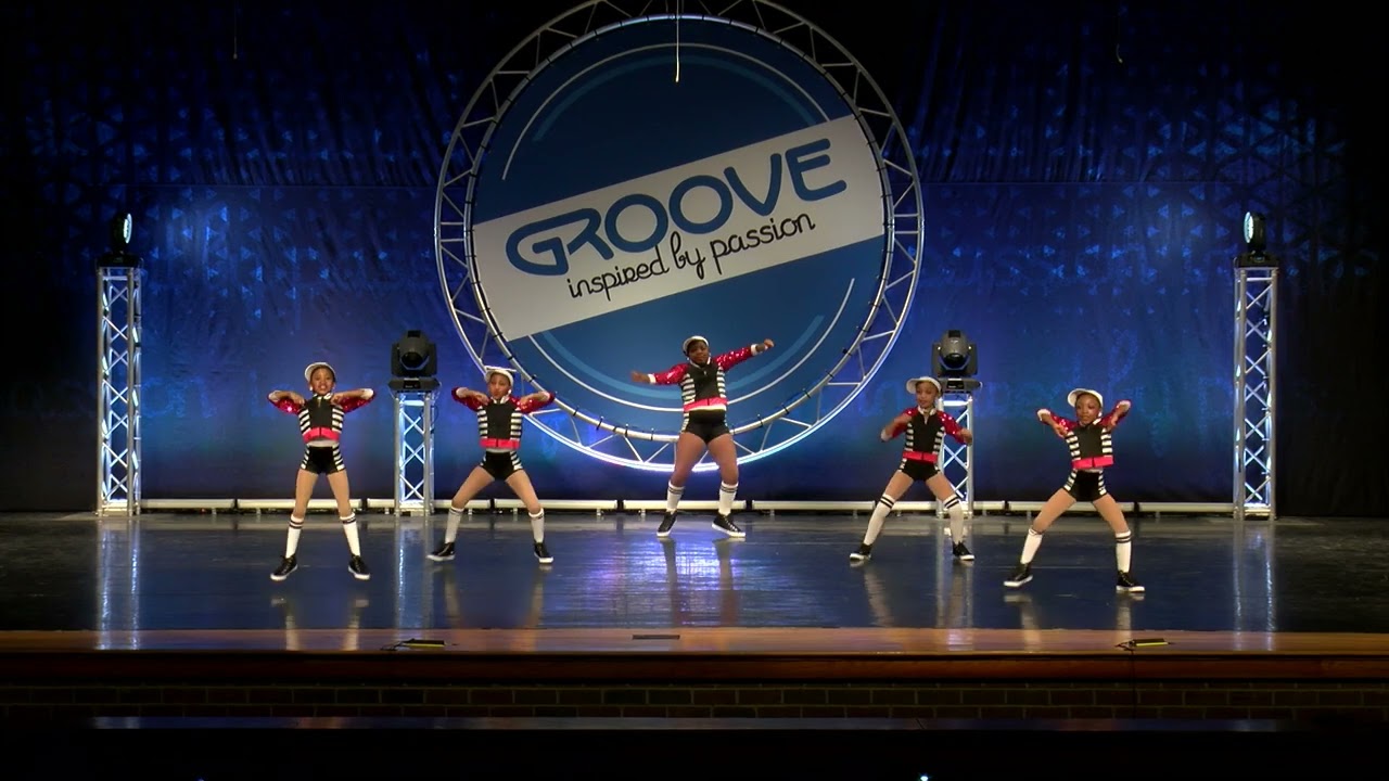 The Hokey Pokey - Hip Hop Dance