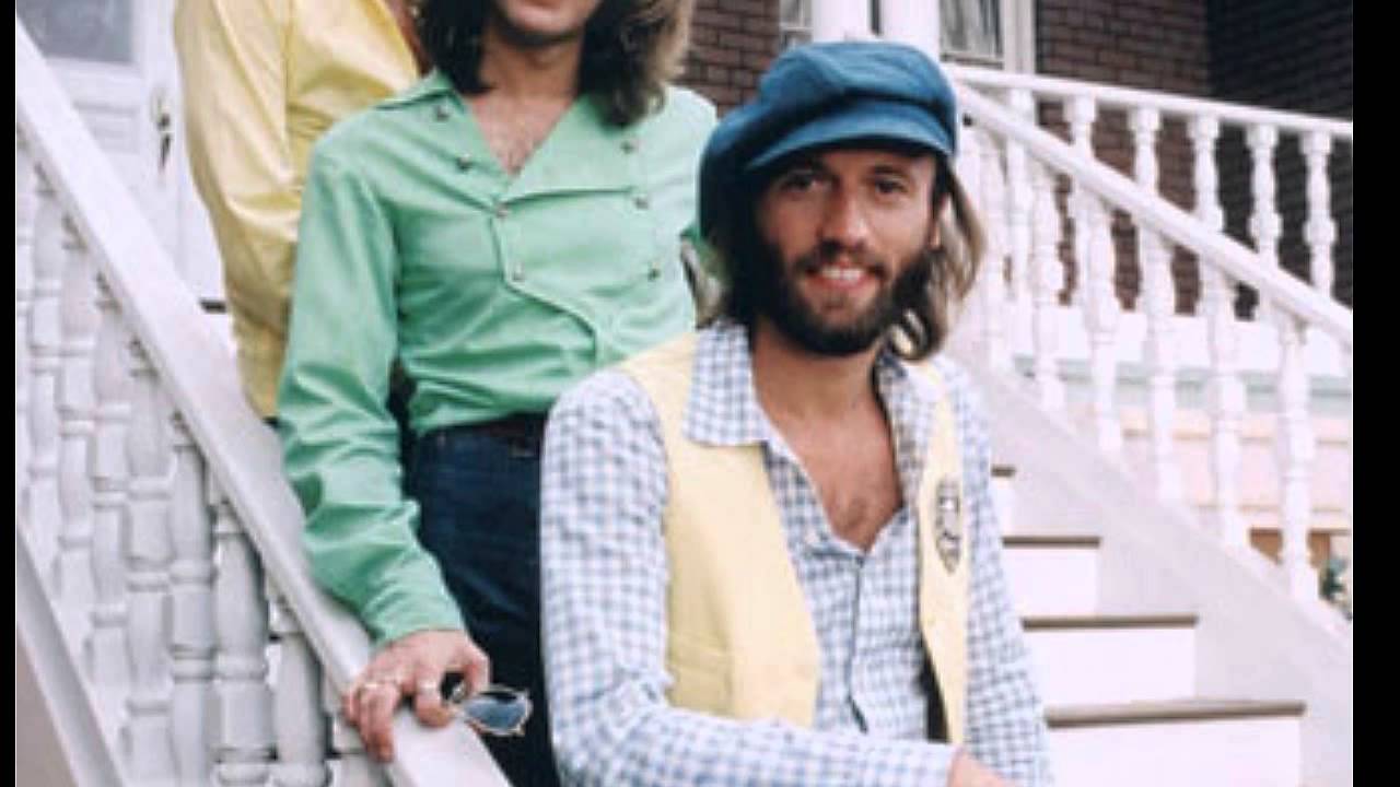 BEE GEES LIVE CONCERT 1977 TRIPLE HITS MEDLEY
