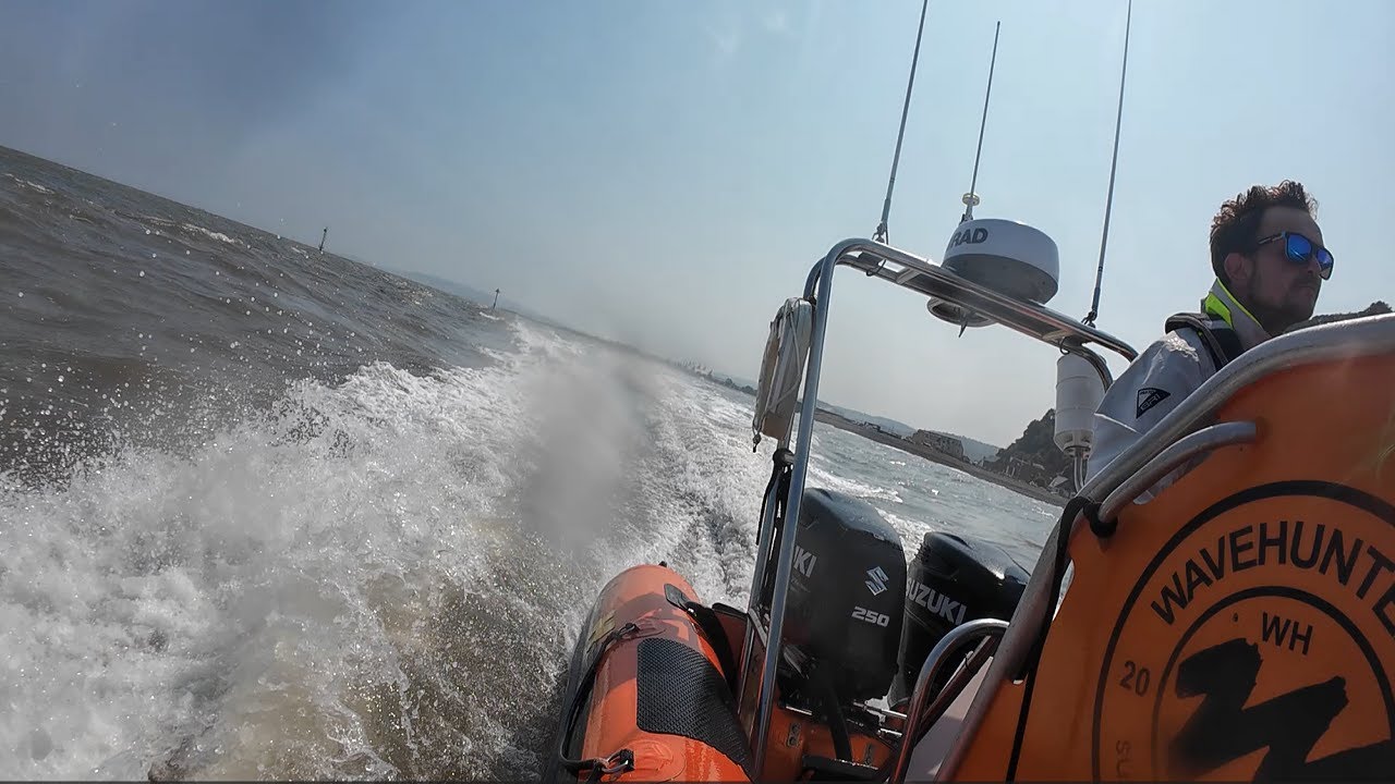 Coastal RIB ride from Minehead to Porlock Weir & back aboard Wavehunter with Teddie Boy Charters