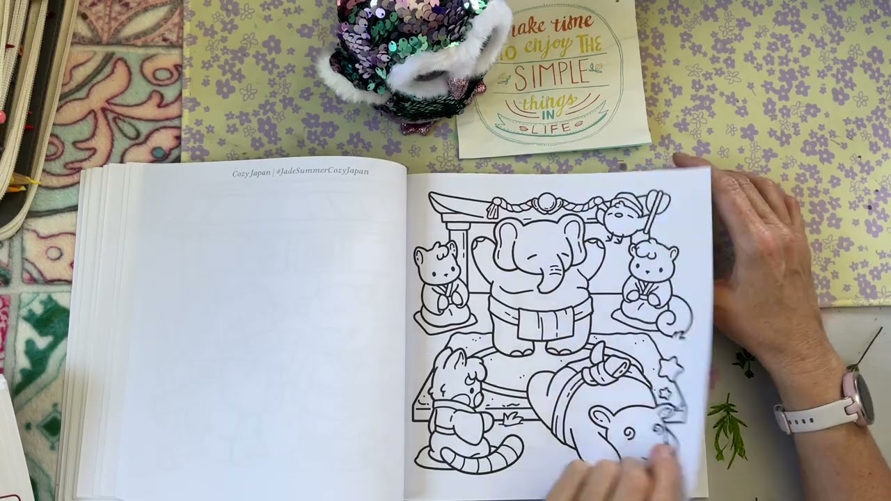 Flip Through: Cosy Japan by Jade Summer | Plus a Crayola  Crayon Colouring Session