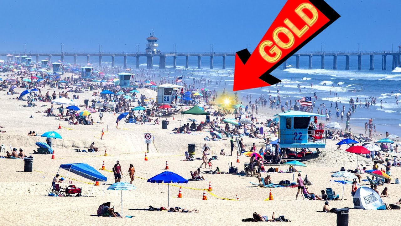 This is the reason i detect California Beaches!! 👀😱🌴