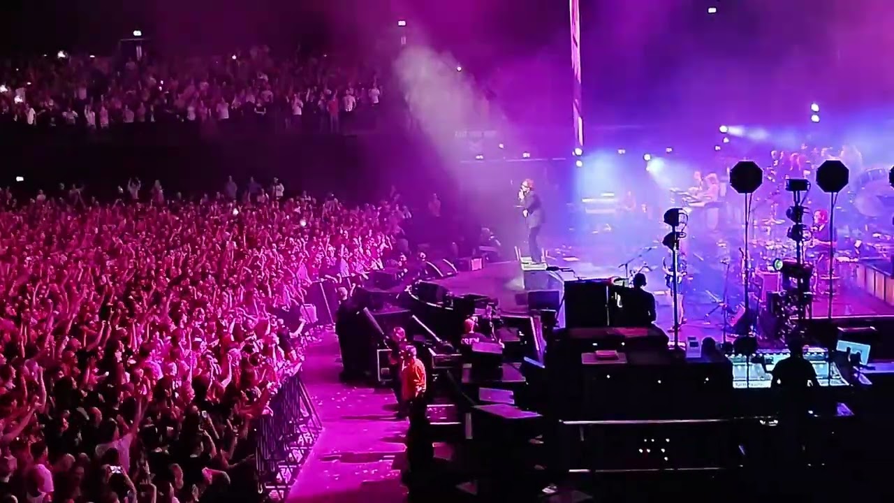 Disco 2000 - Pulp - Co-op Live 2025