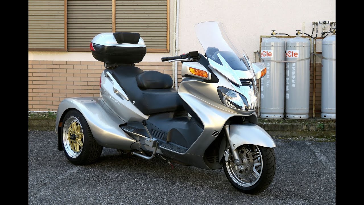 SUZUKI SKYWAVE 650 TRIKE SAKUMA ENGINEERING
