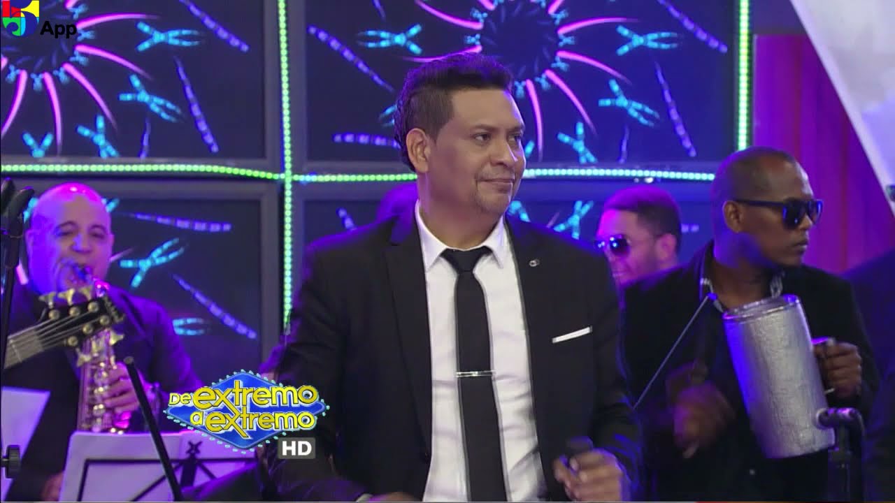 Diomedes y El Grupo Mio Presentación Musical De Extremo a Extremo