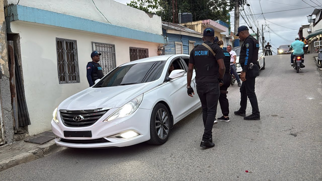 Ahora mismos fuerte operativo del Dicrim en todos San Francisco de Macorís 