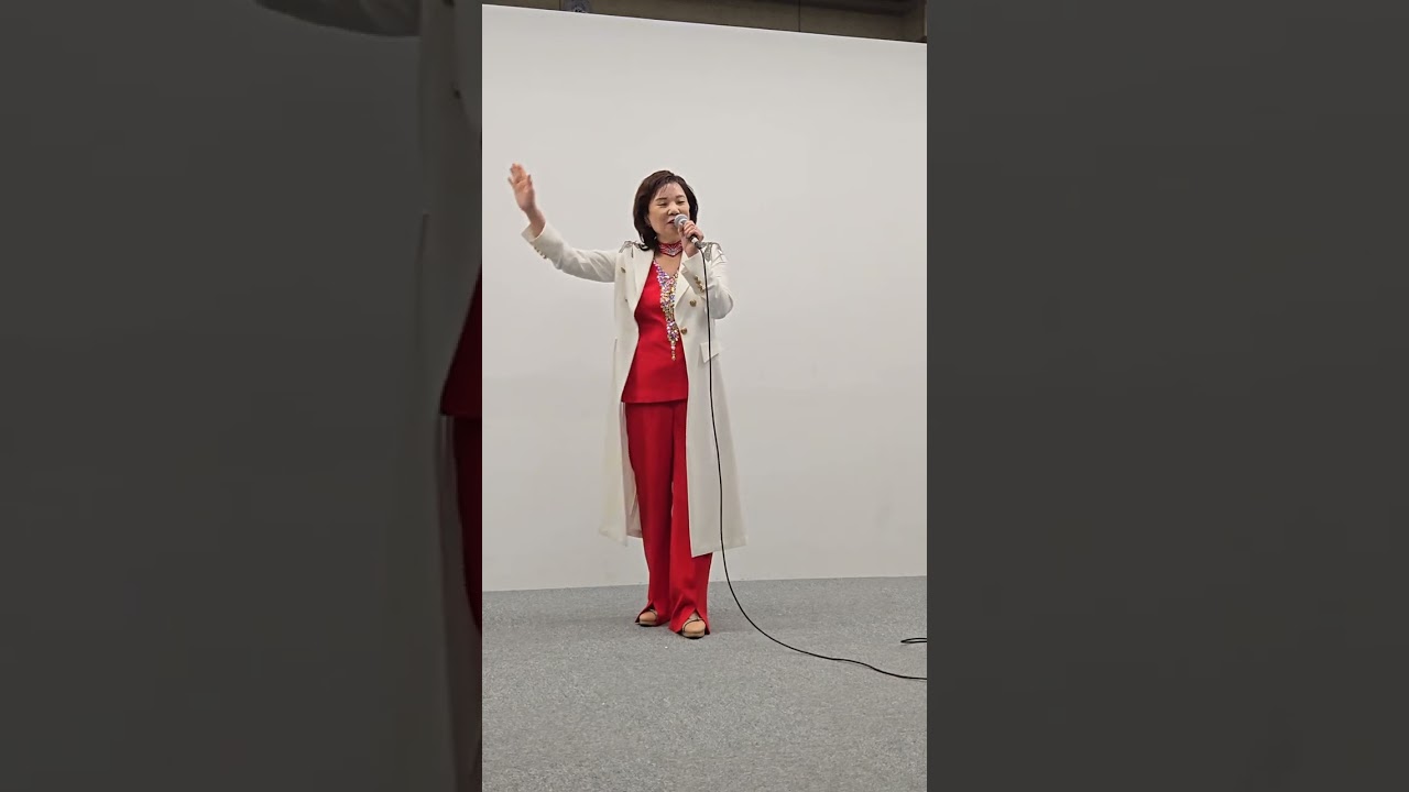 행복하고 멋있게 - 작사 김숙자, 작곡 이호섭, 노래 김숙자