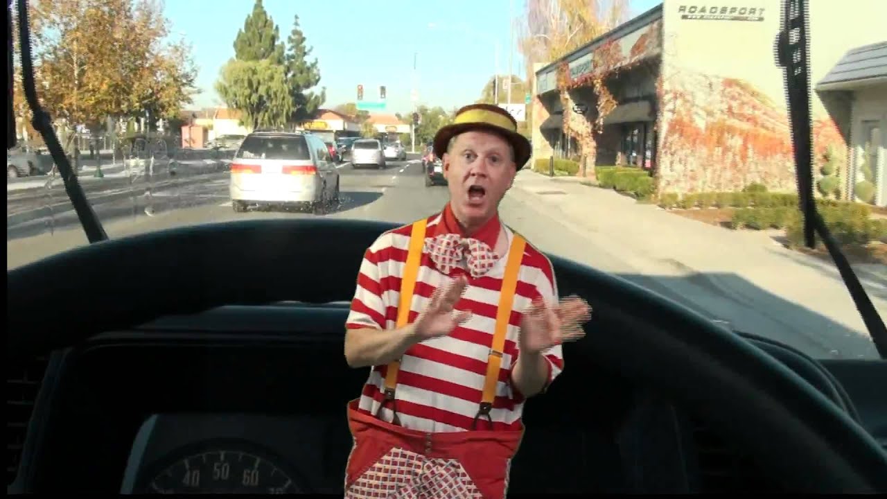 The Wheels on The BUS Go Round www.YouTube.com/SunriseFilmandVideo with www.DaffyDave.com