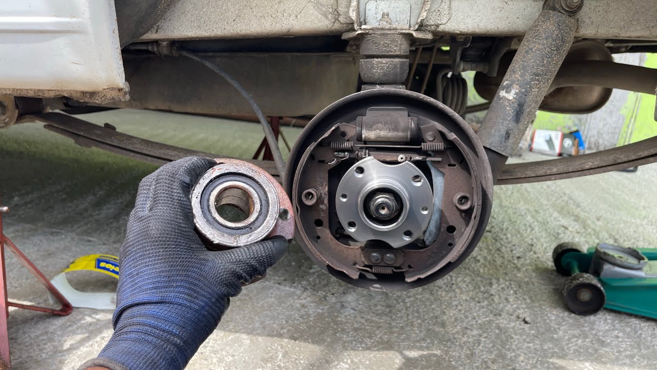 Como trocar os rolamentos traseiros do Fiat uno e Fiorino