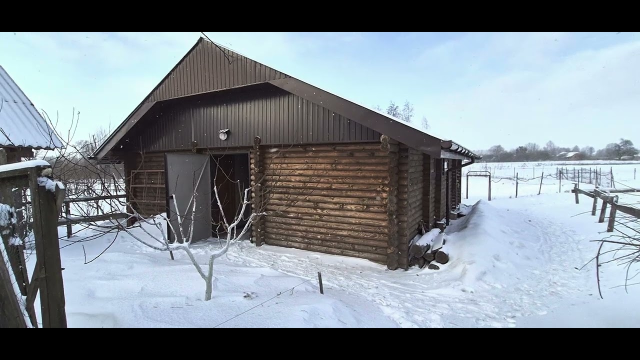 Огляд конюшні старої і нової... Коні в мороз на дворі...