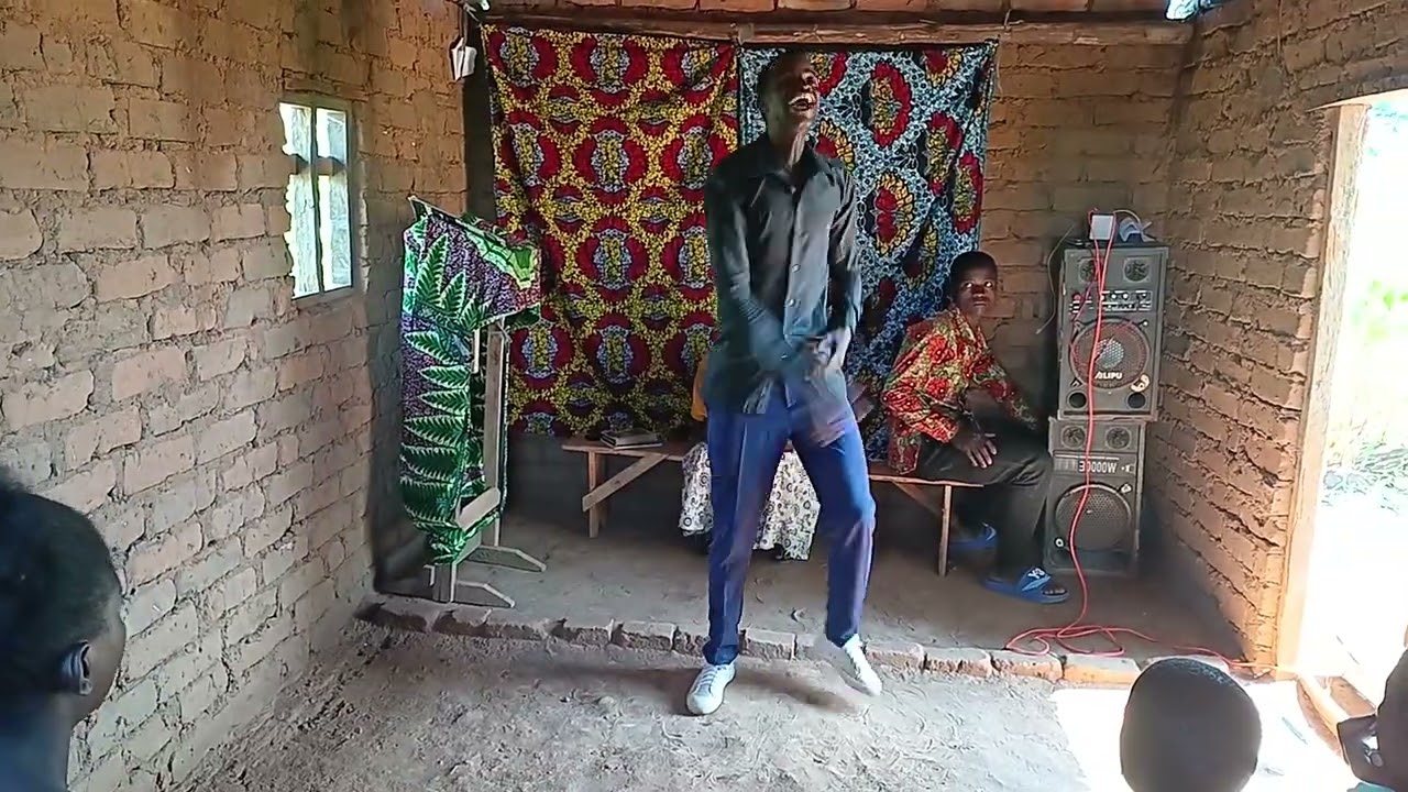 JE,WEWE UNAMTEGEMEA NANI? Mtegemee Yesu leo atakusaidia  